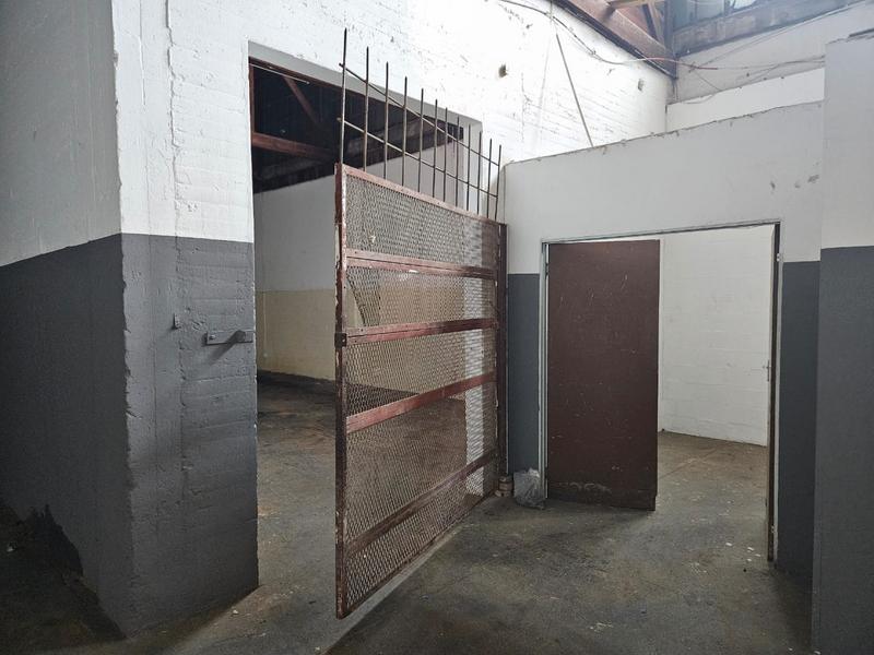 To Let commercial Property for Rent in Elsies River Industrial Western Cape